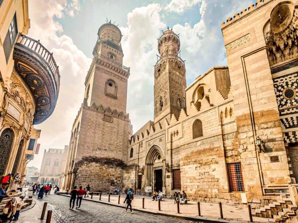 enjoy-walking-in-el-muizz-street-in-cairo
